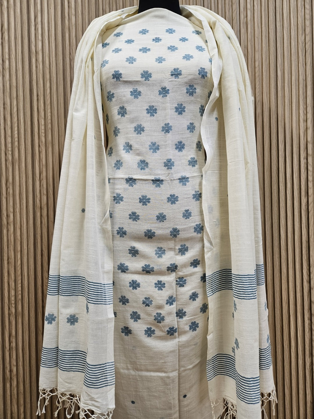 Experience Luxury with Balaram Saha's Soft Cotton Handwoven 2 Piece Unstitched Jamdani Kurta Sets