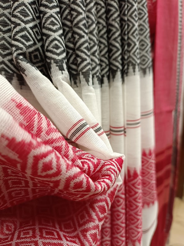 White on Red/Black handloom Traditional Dhonekali  Cotton Saree Balaram Saha