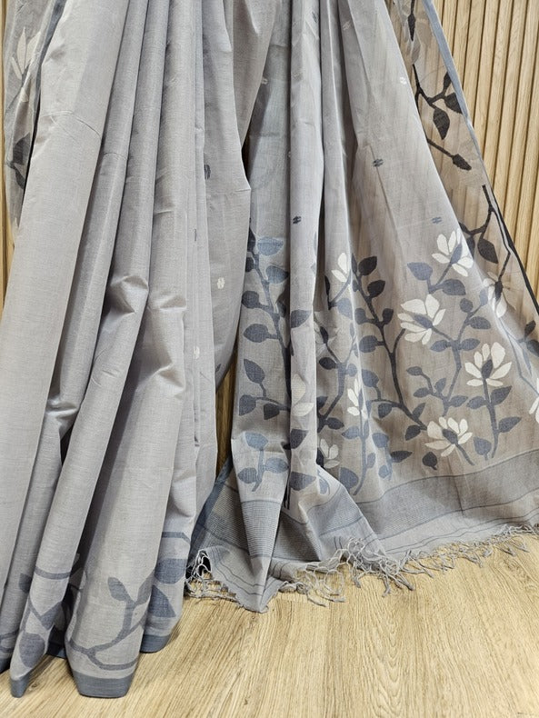Grey Handloom Handwoven Cotton Jamdani saree - Balaram Saha