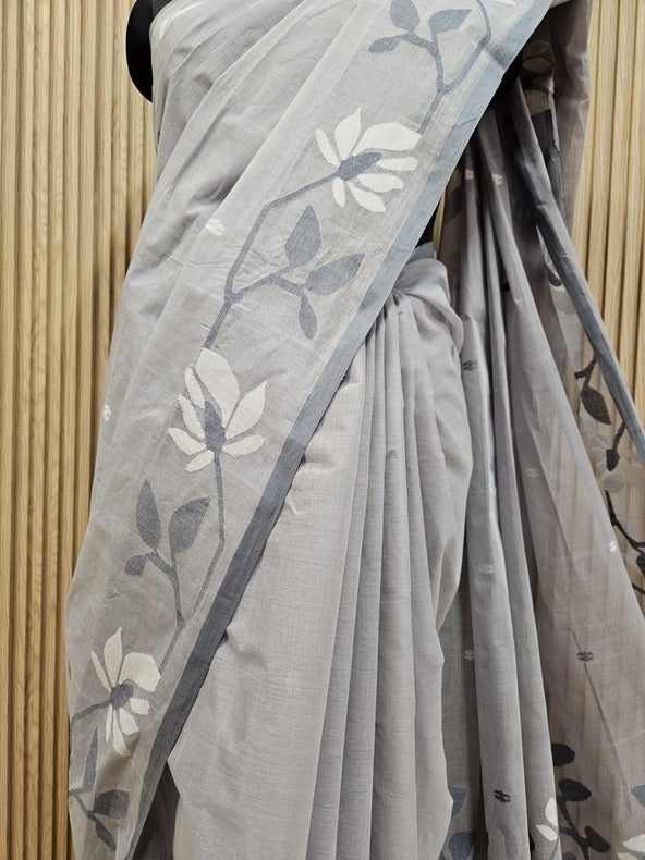 Grey Handloom Handwoven Cotton Jamdani saree - Balaram Saha