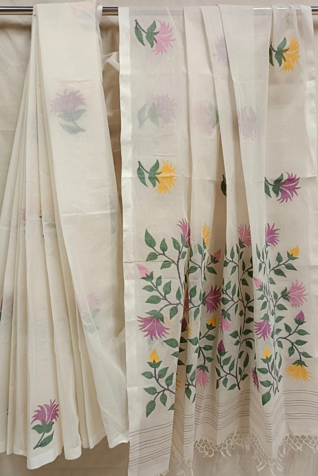 Off-White Traditional Handwoven Fine Cotton Jamdani Saree Balaram Saha