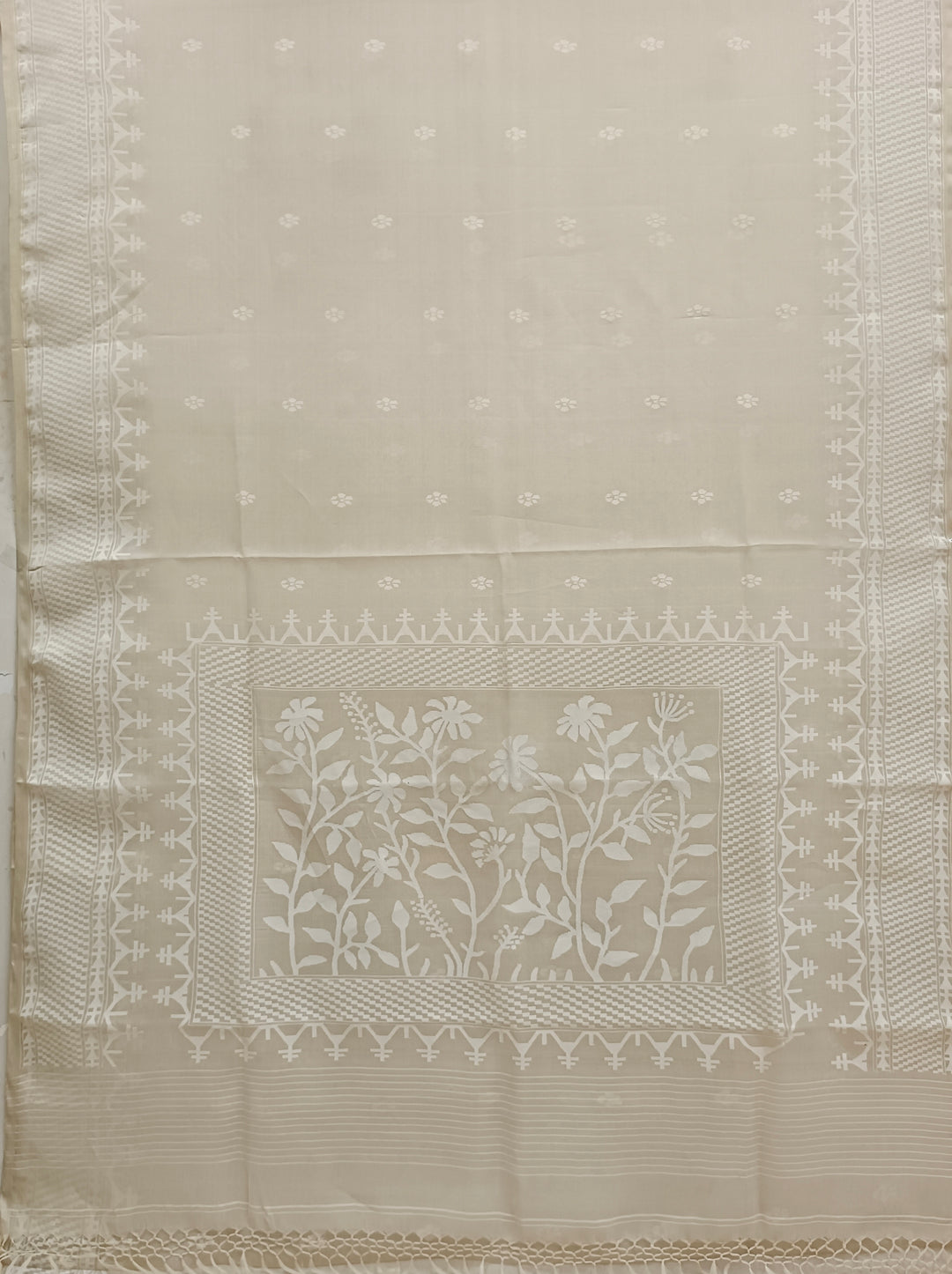 Off-White Handloom Handwoven Muslin Silk Jamdani Saree Balaram Saha