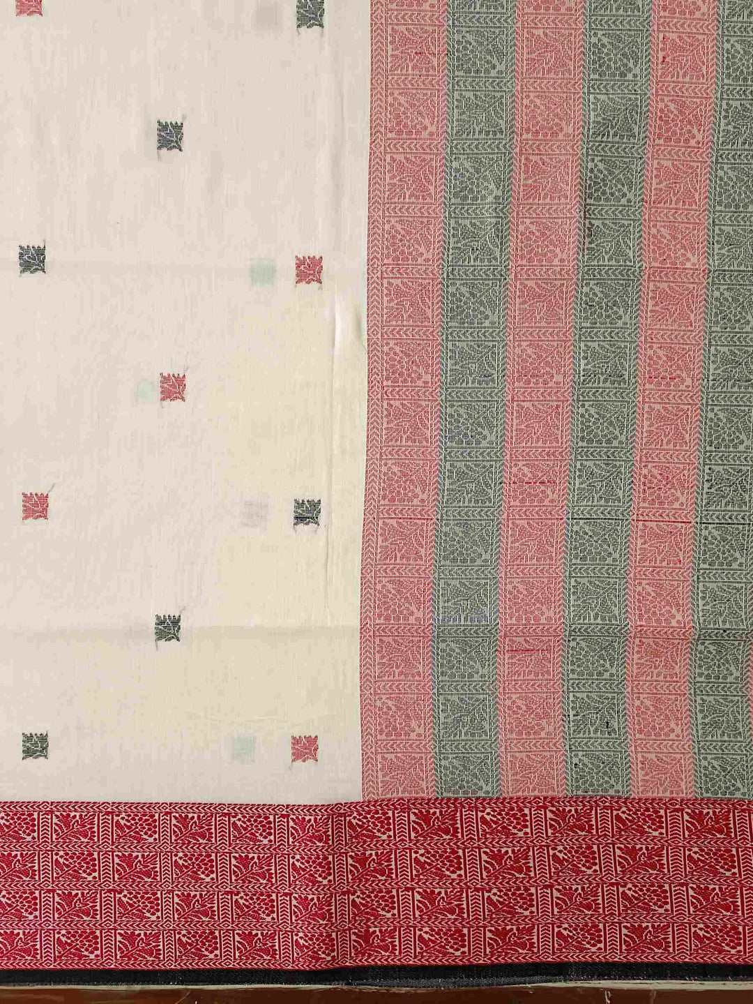 Handloom Cotton Saree by Balaram Saha – Off-White Grace Blend