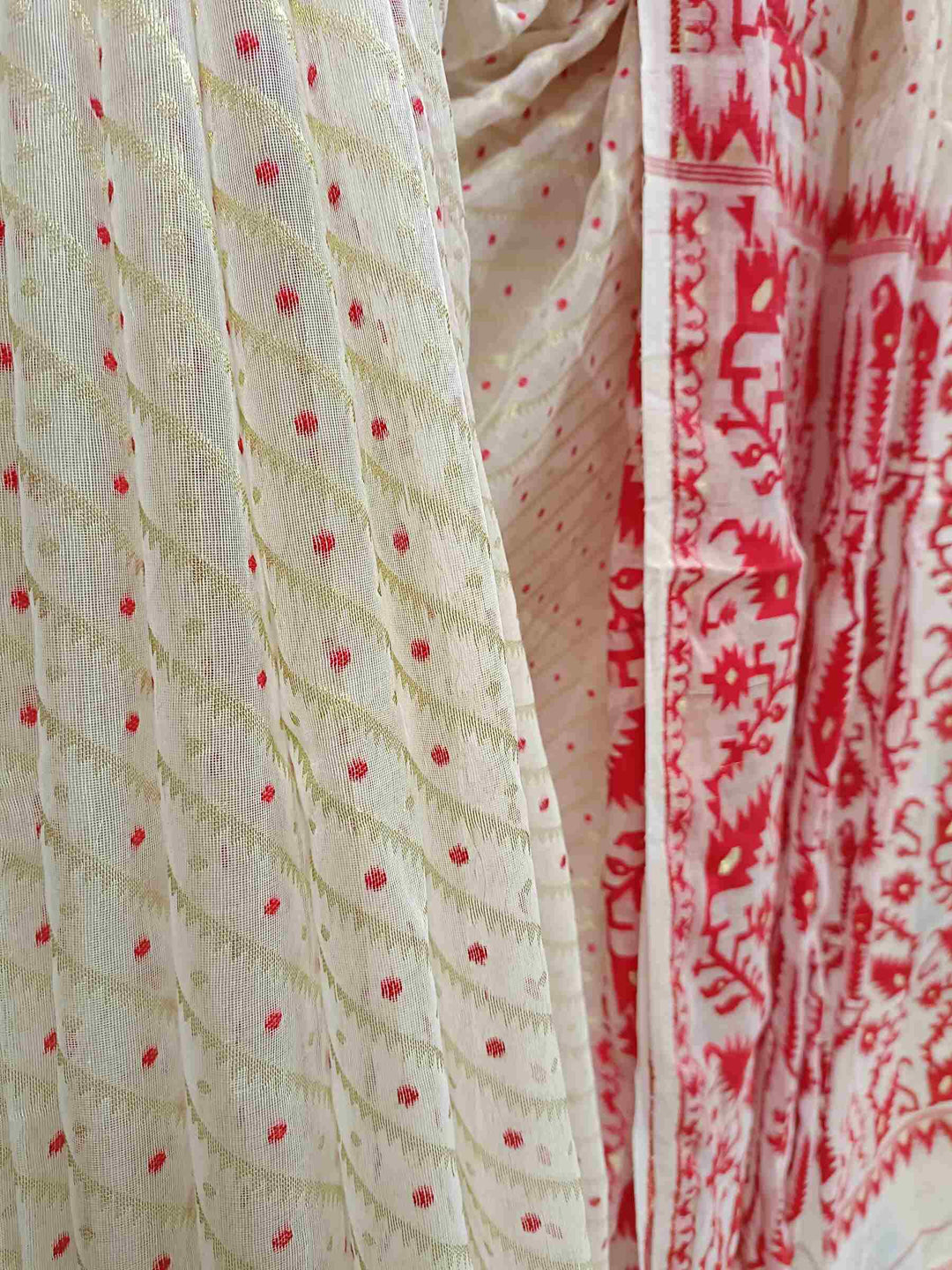 White & Red, soft handloom Jacquard weave Jamdani design, cotton by resham saree. Balaram Saha