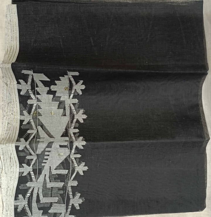 Black & White Handwoven Bangladesh Dhakai Jamdani saree Balaram Saha