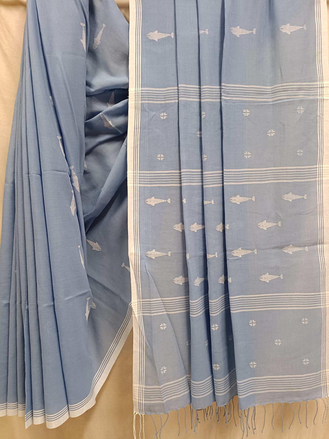Muslin Cotton Jamdani Saree by Balaram Saha – Navy Blue & White Elegance
