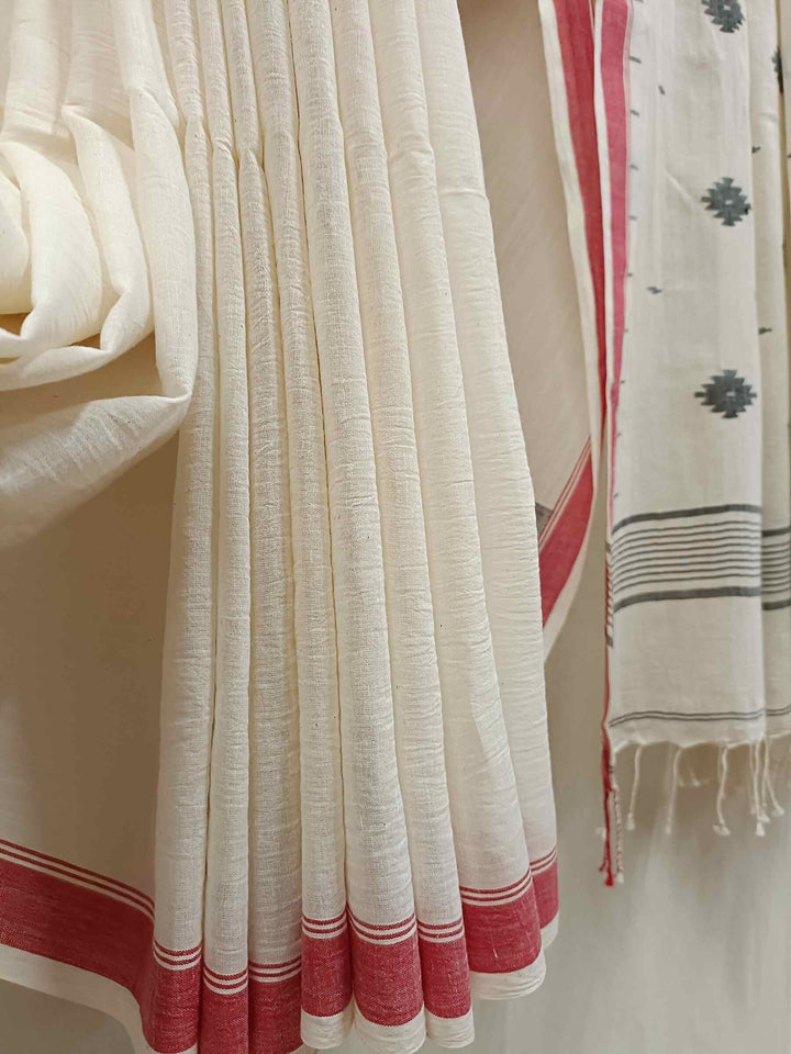 Off White & red handloom handspun Cotton Jamdani Saree Balaram Saha