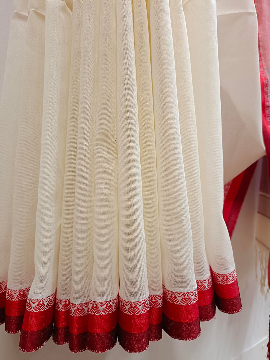 Premium Quality Off-White Handloom Cotton Saree with Satin Contrast Border Balaram Saha