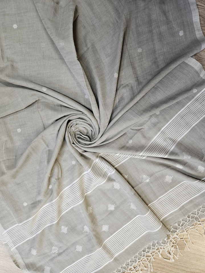 Experience Luxury with Balaram Saha's Light Grey Cotton Handwoven 2-Piece Unstitched Jamdani Kurta Sets