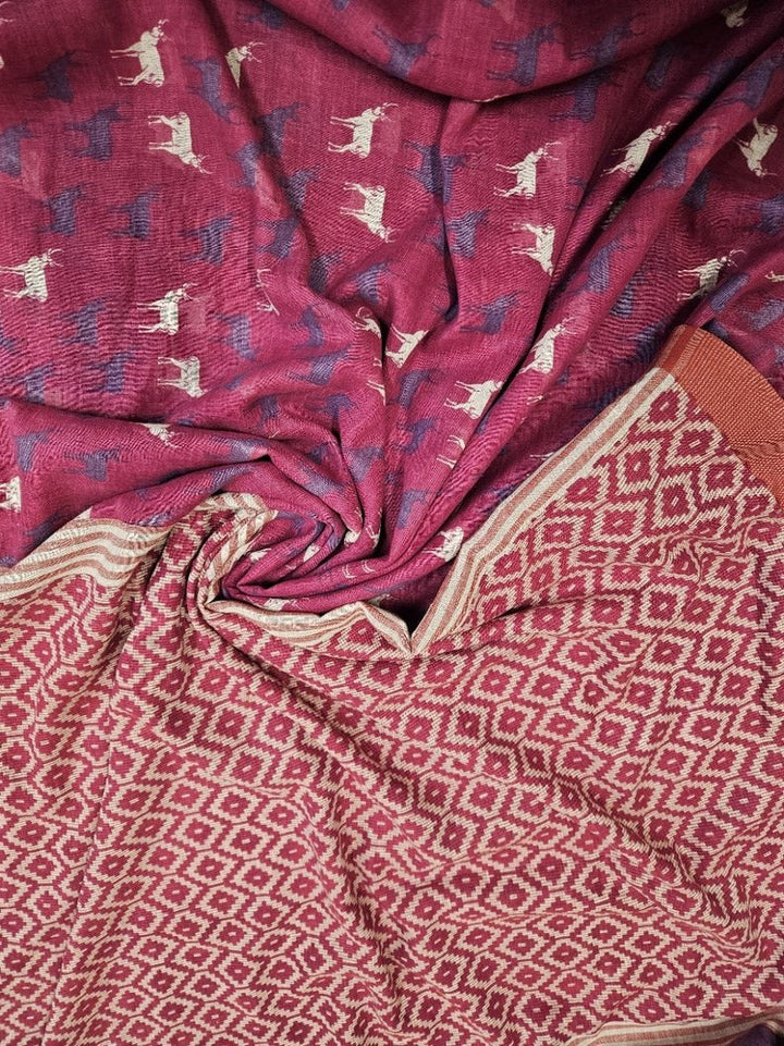 Magenta Premium Handloom Cotton Saree - From Balaram Saha - (handloom saree, cotton saree, handloom cotton saree, balaram saha online, handloom sarees, cotton handloom saree, bengal handloom sarees, pure cotton, cotton saree for women, cotton saree online)