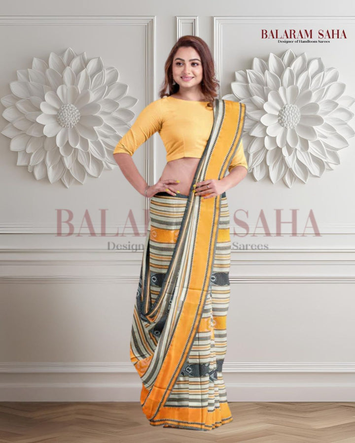 Off-White Handloom Soft Dhonekali Fish Design Saree Of Balaram Saha Balaram Saha