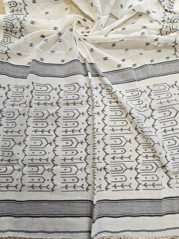 Off-White & Black Cotton Jamdani Saree by Balaram Saha -  (handloom saree, jamdani saree, jamdani sarees, cotton jamdani saree, jamdani cotton saree, handloom cotton saree, balaram saha online, jamdani saree online, soft jamdani saree, dhakai jamdani saree, dhakai jamdani saree, Jamdani Border Saree, handloom saree, balaram saha saree, balaram saha gariahat)
https://myspace.com/