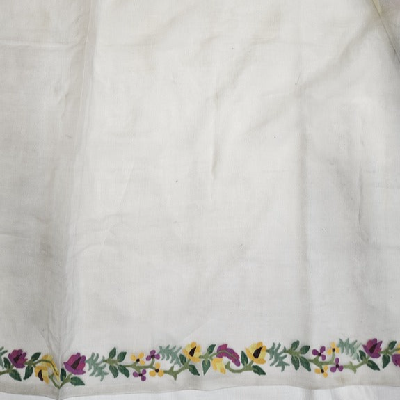 Off-White & Multicolor Sunflower Muslin Silk Jamdani Saree (muslin silk saree, jamdani saree, jamdani sarees, cotton jamdani saree, jamdani cotton saree, handloom cotton saree, balaram saha online, jamdani saree online, soft jamdani saree, muslin silk)