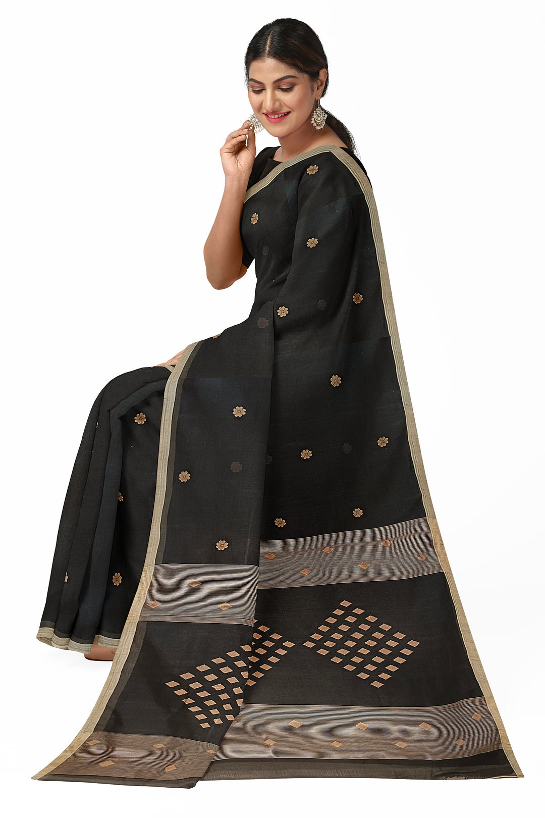 Black & Beige Handloom Handwoven Cotton Jamdani saree Balaram Saha