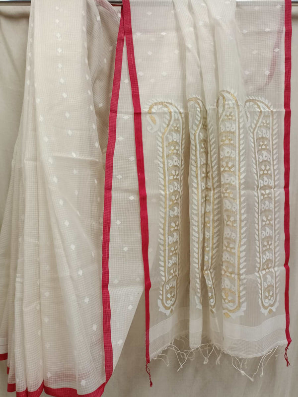 White & Red Handwoven Muslin Silk Jamdani Saree Balaram Saha