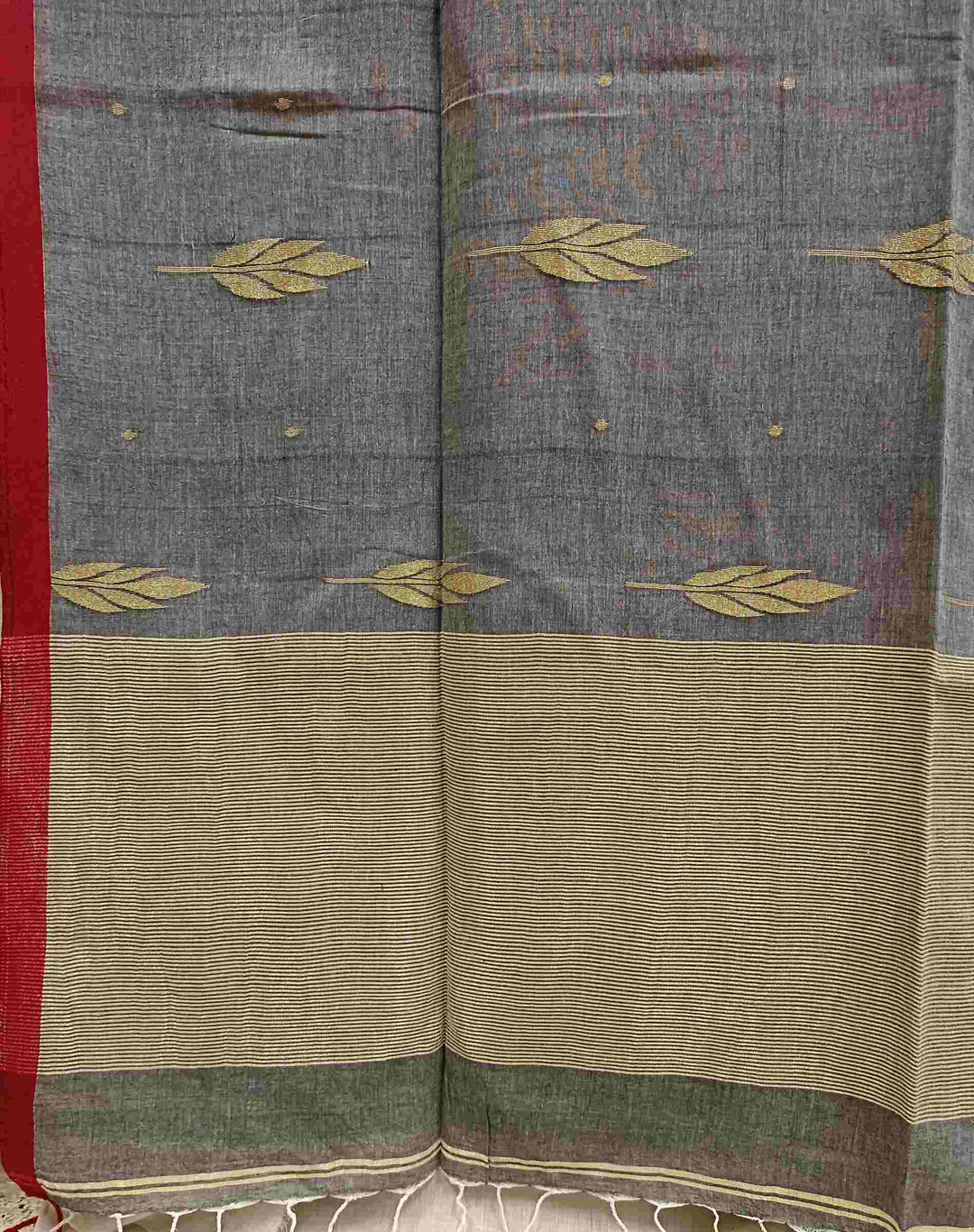 Grey & Red Handloom Handwoven Cotton Jamdani Saree Balaram Saha