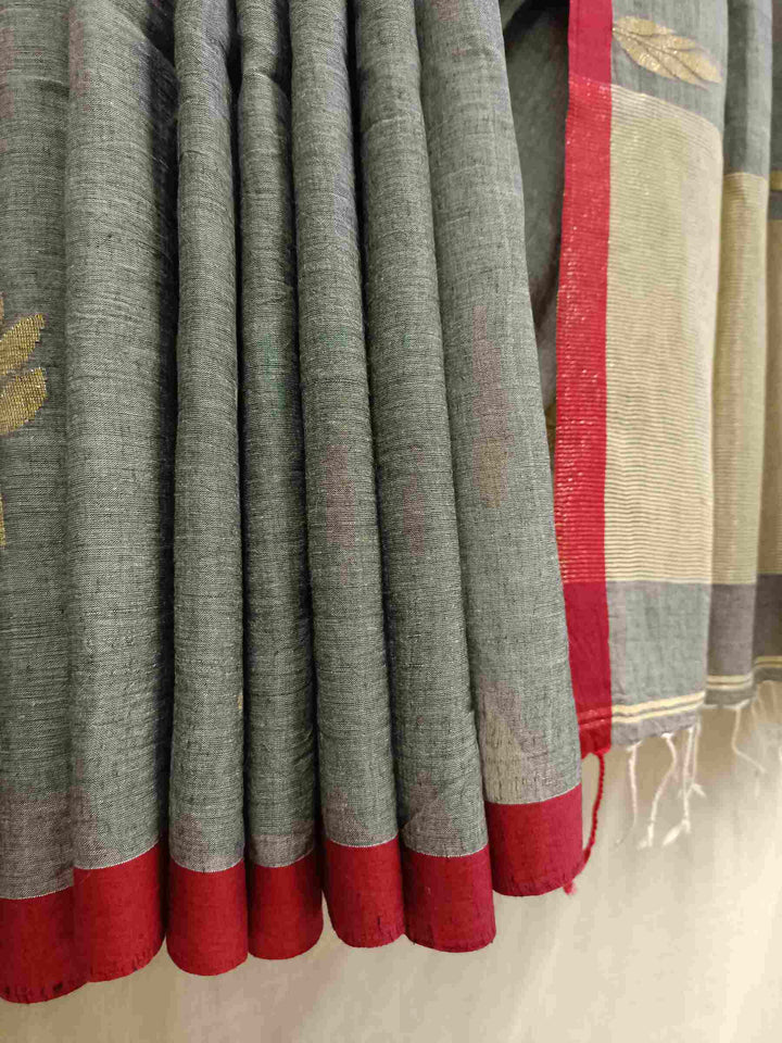 Grey & Red Handloom Handwoven Cotton Jamdani Saree Balaram Saha