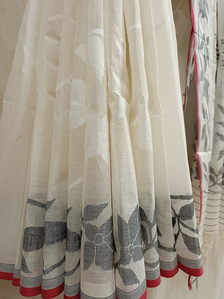 White & Black Fine Cotton Handwoven Dhakai Jamdani Saree Balaram Saha