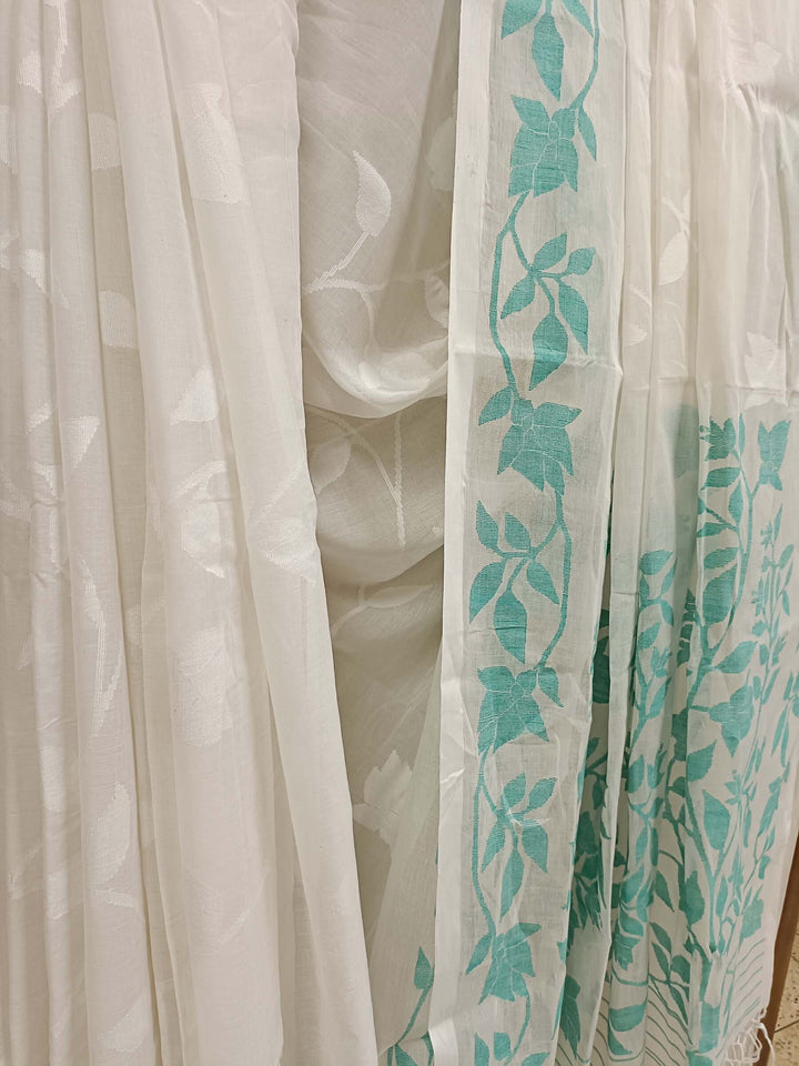 White & Green Fine Cotton Handwoven Dhakai Jamdani Saree Balaram Saha