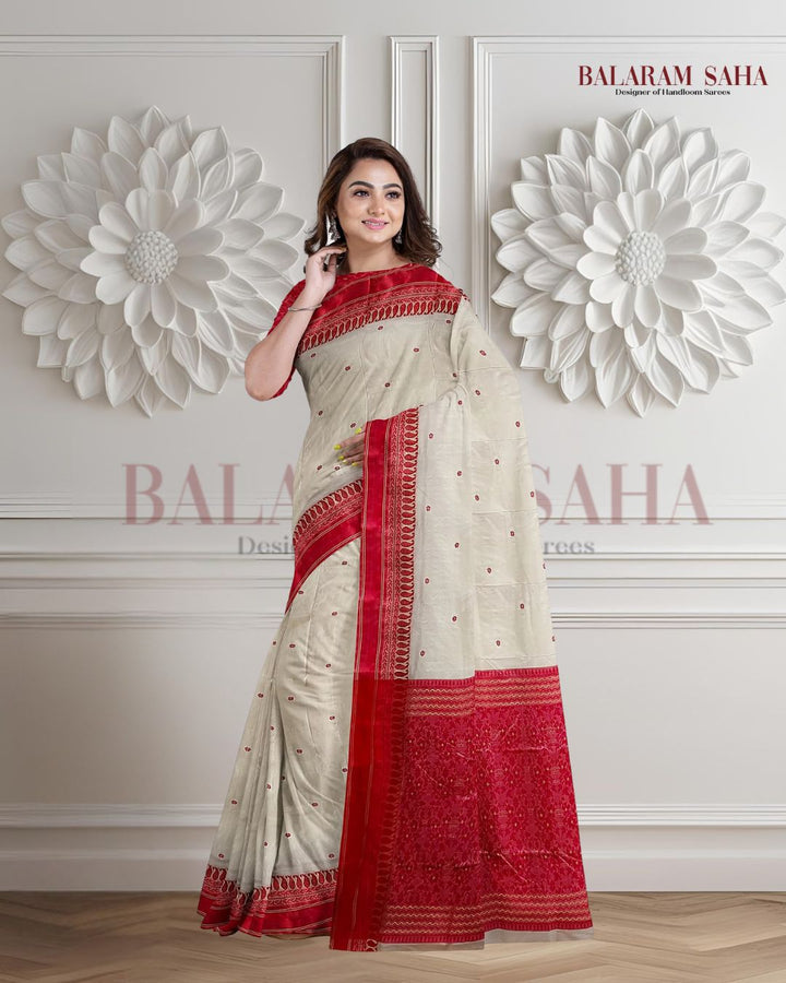 Off-White  Handloom Traditional Gard Silk Saree Balaram Saha