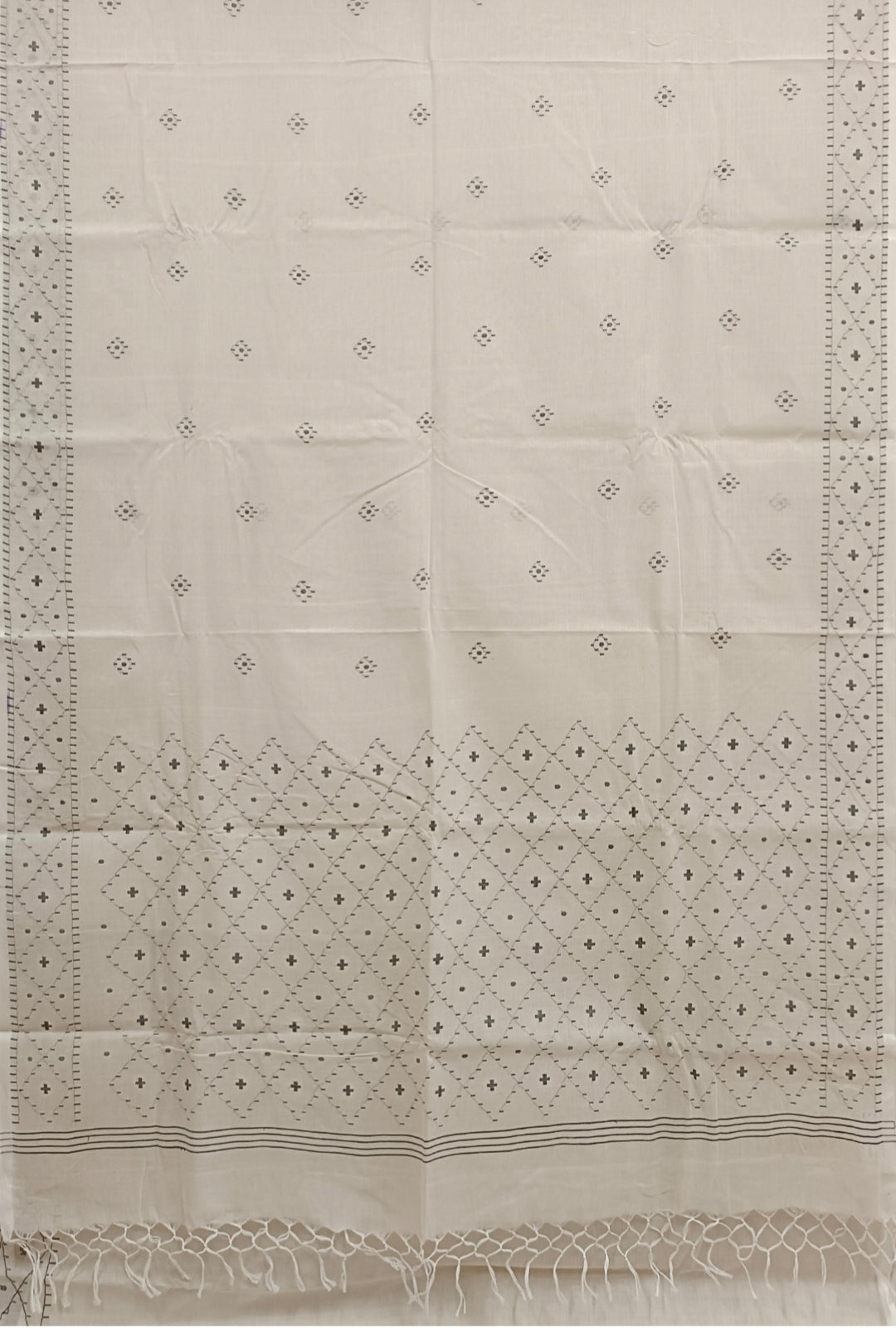 White handloom Handwoven Cotton Dhakai Jamdani Saree