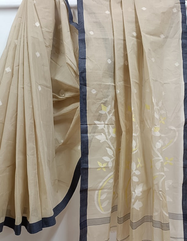 Beige and Blue Handloom Traditional Handwoven Cotton Jamdani Saree Balaram Saha