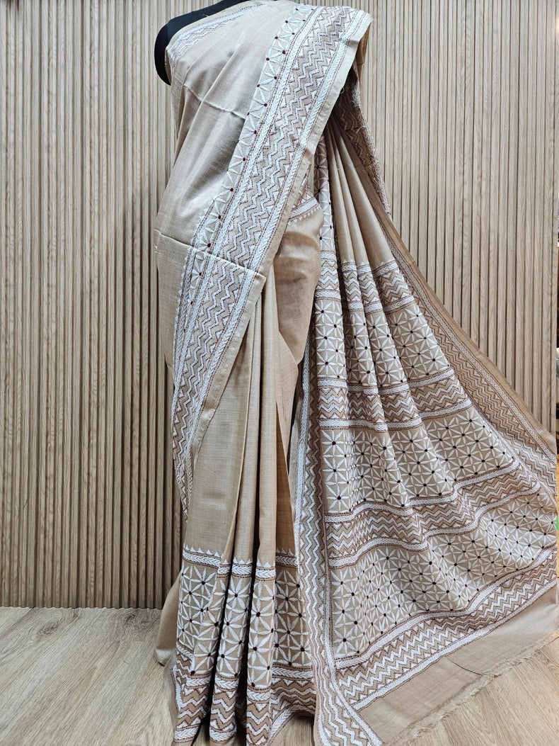 Beige & White Kantha Magic: Balaram Saha's Gachhi Tussar Silk Saree Balaram Saha