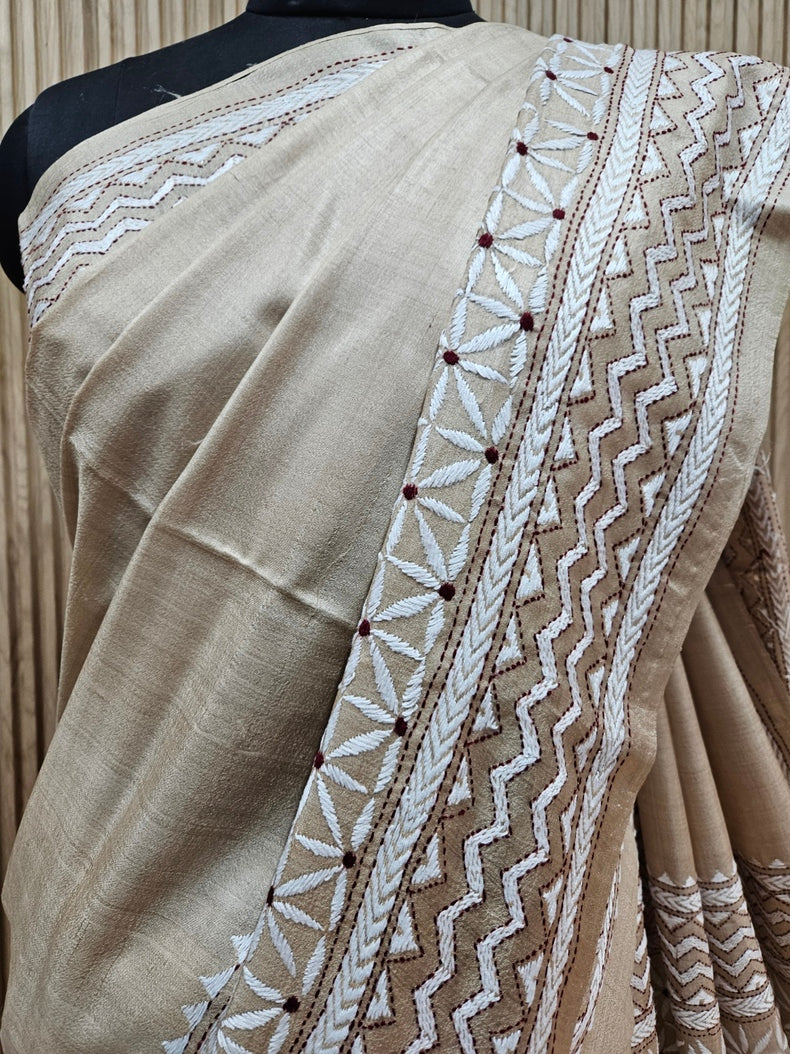 Beige & White Kantha Magic: Balaram Saha's Gachhi Tussar Silk Saree Balaram Saha