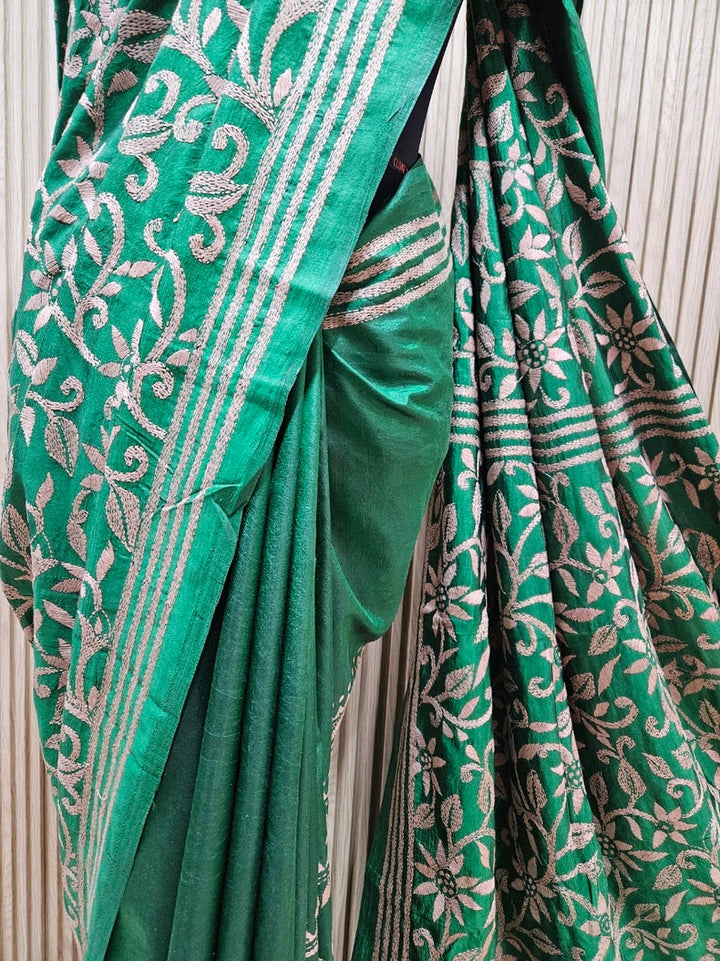 Exclusive Balaram Saha Green & Biege Pure Kantha Silk Saree Balaram Saha