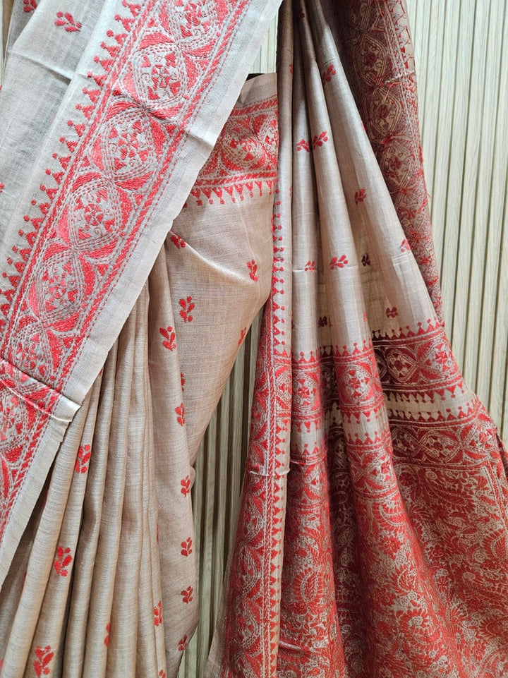 Masterpiece of Artistry: Indigo & Red tussar Silk Kantha Stitch Saree Balaram Saha Balaram Saha
