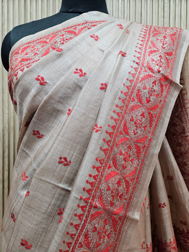 Masterpiece of Artistry: Indigo & Red tussar Silk Kantha Stitch Saree Balaram Saha Balaram Saha