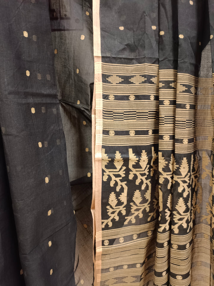 Black and Beige Handloom Traditional Handwoven Cotton Jamdani Saree Balaram Saha