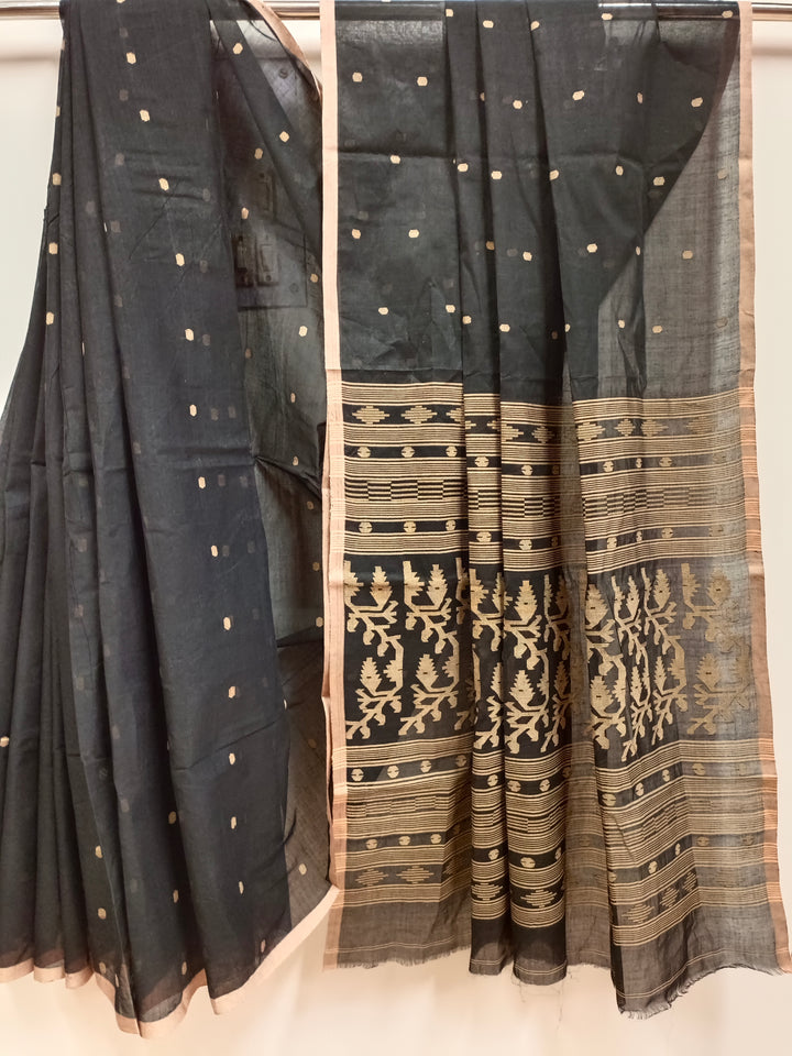Black and Beige Handloom Traditional Handwoven Cotton Jamdani Saree Balaram Saha