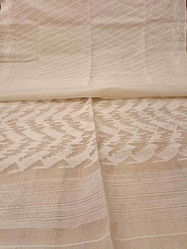 White on White cotton Bangladeshi Dhakai Jamdani saree Balaram Saha