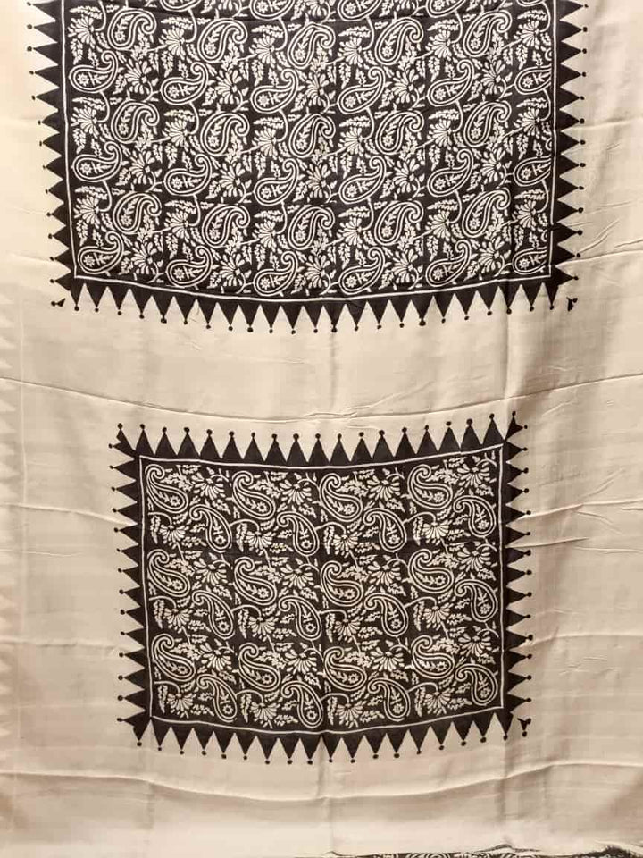 Black & White Pure Bengal Silk Handblock print saree with broad white border & paisley print on body & Aanchal. Contrast, black colour blouse piece included.