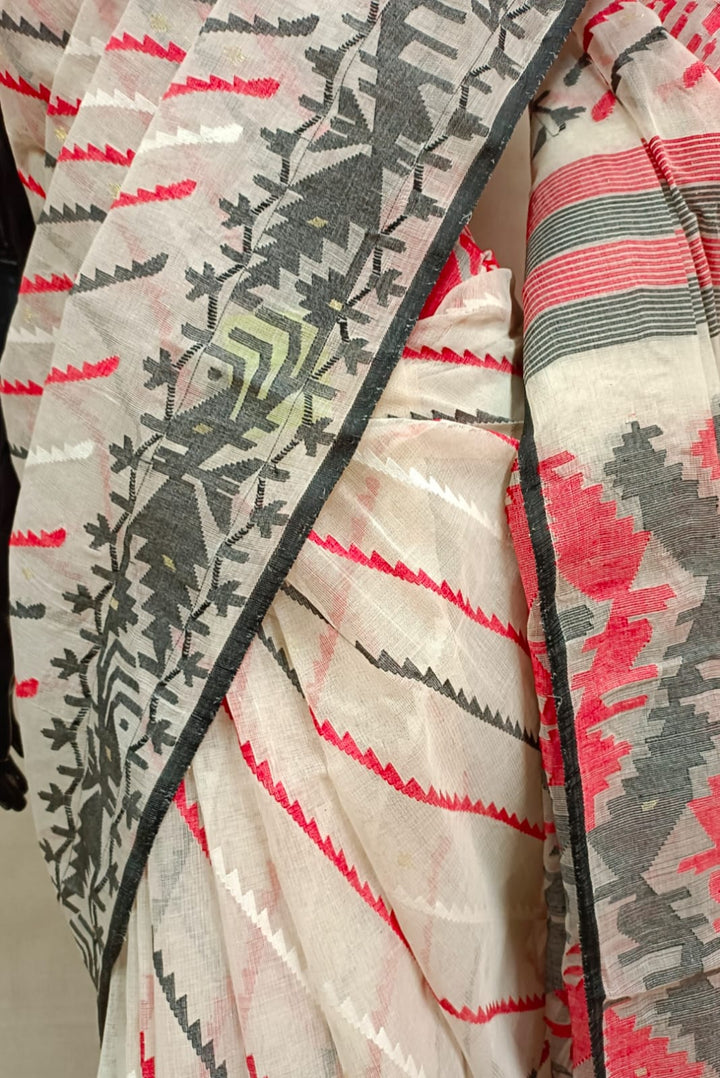Off white Bangladesh Saw (korat)jamdani saree Balaram Saha