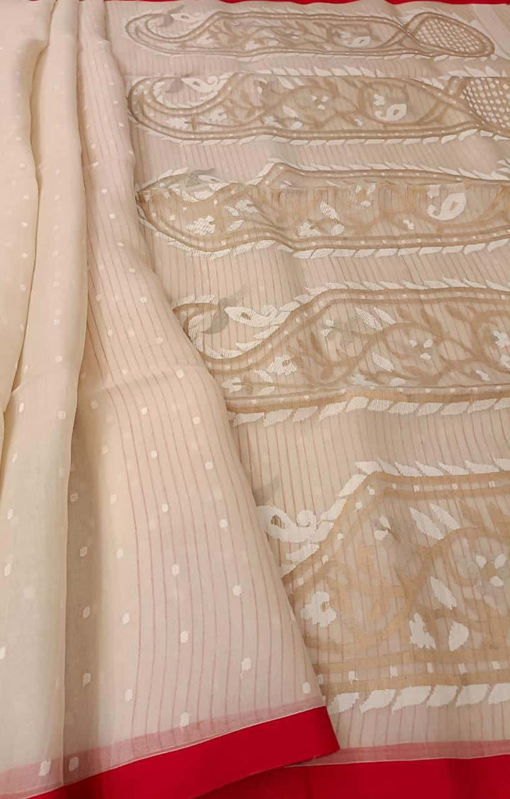 Off White Handwoven Muslin Silk Jamdani saree Balaram Saha