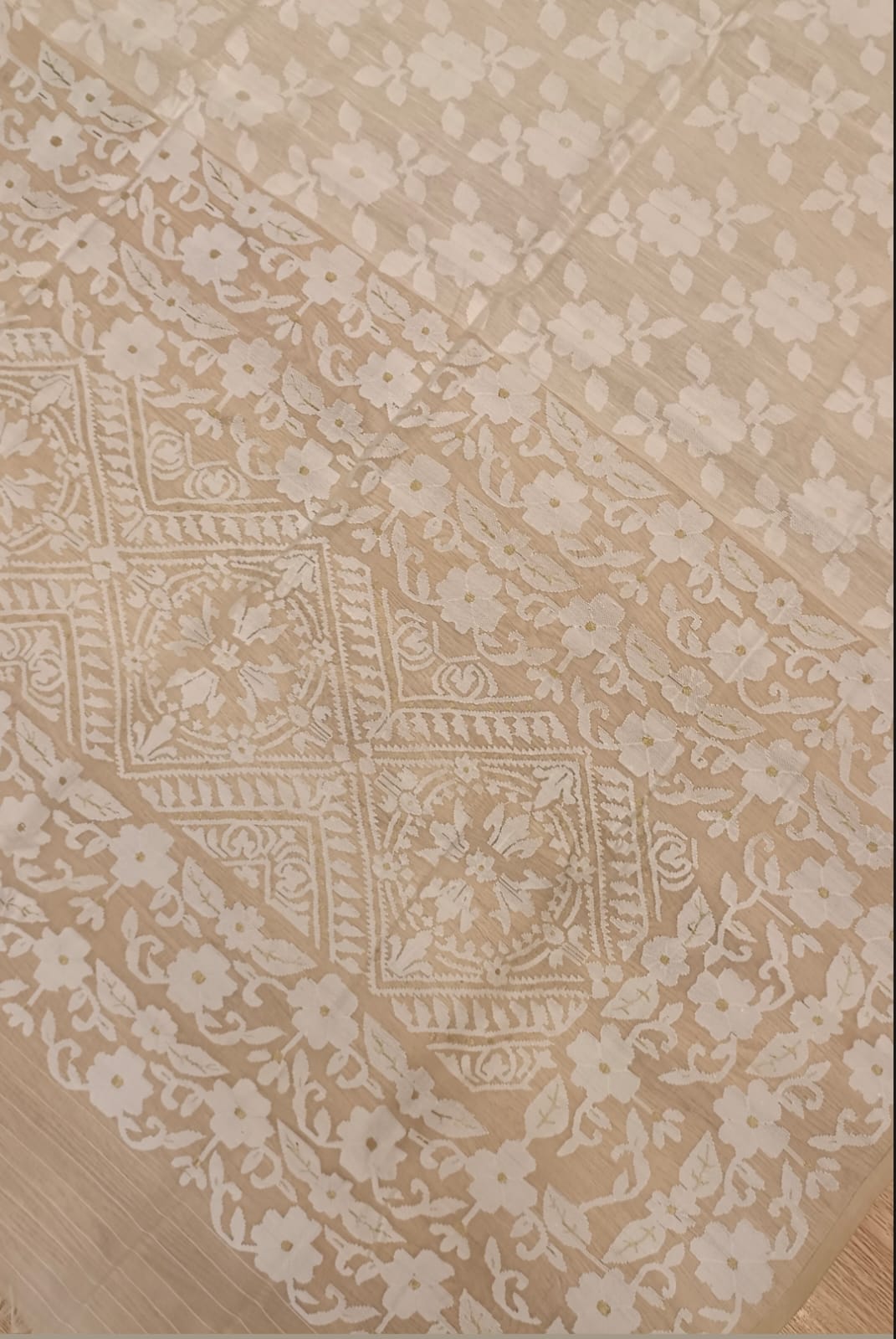 Handspun Cotton/ muslin silk white on white jamdani Saree Balaram Saha