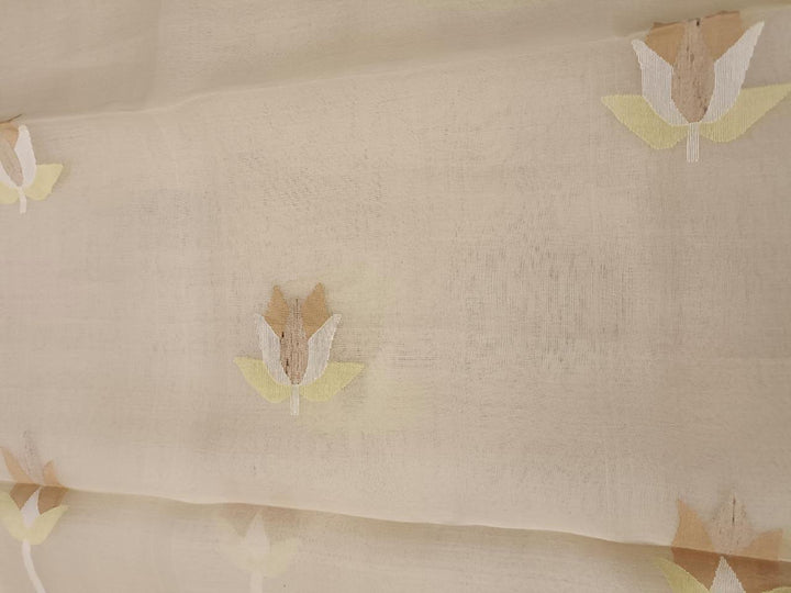 Off White Muslin Silk handwoven Jamdani saree Balaram Saha