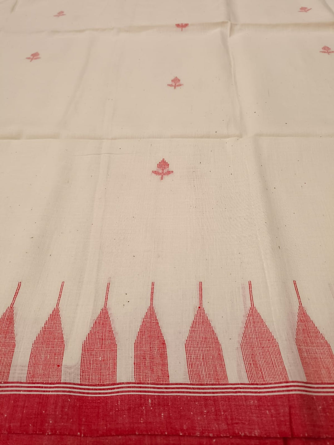 White & Red, Handspun & Handwoven soft Cotton Jamdani saree Balaram Saha