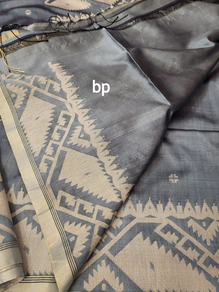 Grey & White Katan Silk handwoven Traditional design Jamdani weave saree Balaram Saha