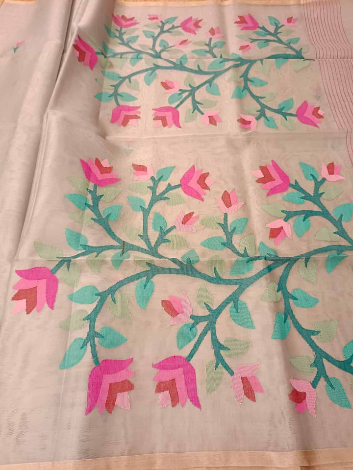 Light Pastel Grey, handwoven Muslin Silk Jamdani saree Balaram Saha