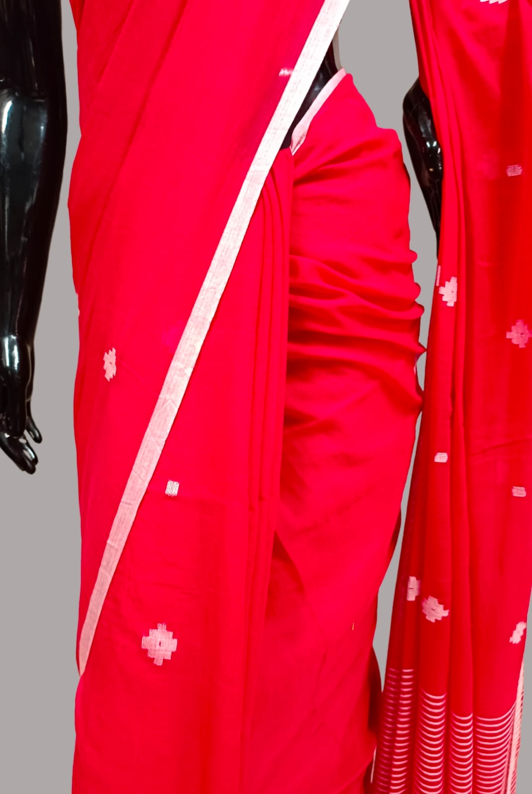 Red Handloom Soft Mul Cotton Dhakai saree Balaram Saha