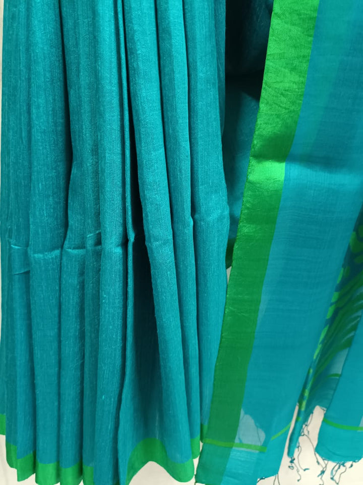 Balaram Saha's Sea Green Serenade: Lemon-Green Matka Silk Saree Magic (handloom saree, silk saree, handloom silk saree, balaram saha online, silk sarees, balaram saha handloom saree store, silk handloom saree, bengal handloom sarees, matka silk, matka silk saree, silk saree online)   https://www.telegraph.co.uk/