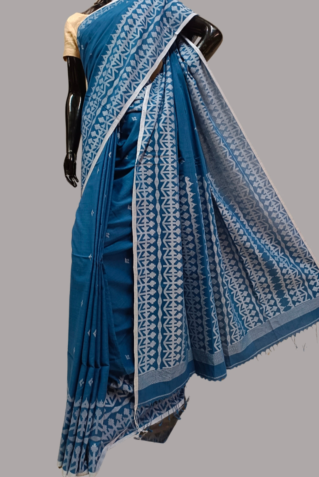 Indigo & White Handspun Handwoven Cotton Dhakai Jamdani Saree Balaram Saha