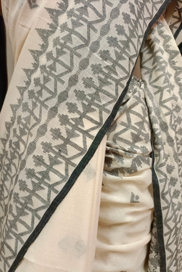 WHite & Black Handspun Handwoven Cotton Dhakai Jamdani Saree Balaram Saha