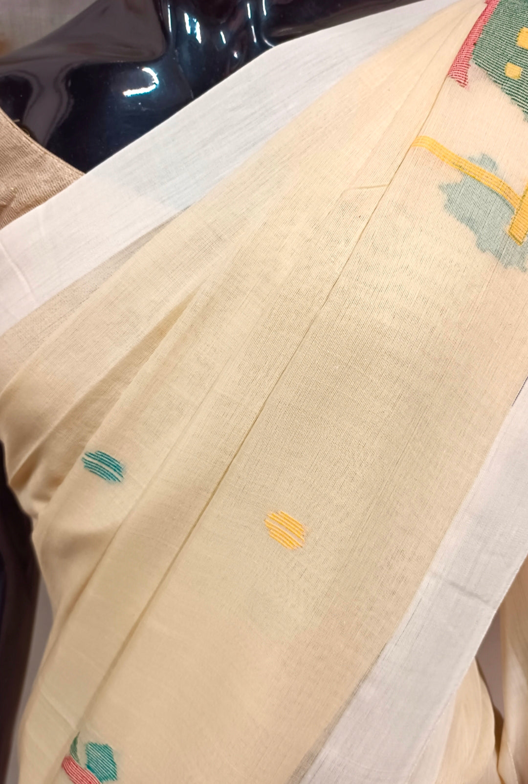 LIGHT YELLOW SOFT HANDLOOM COTTON JAMDANI SAREE Balaram Saha