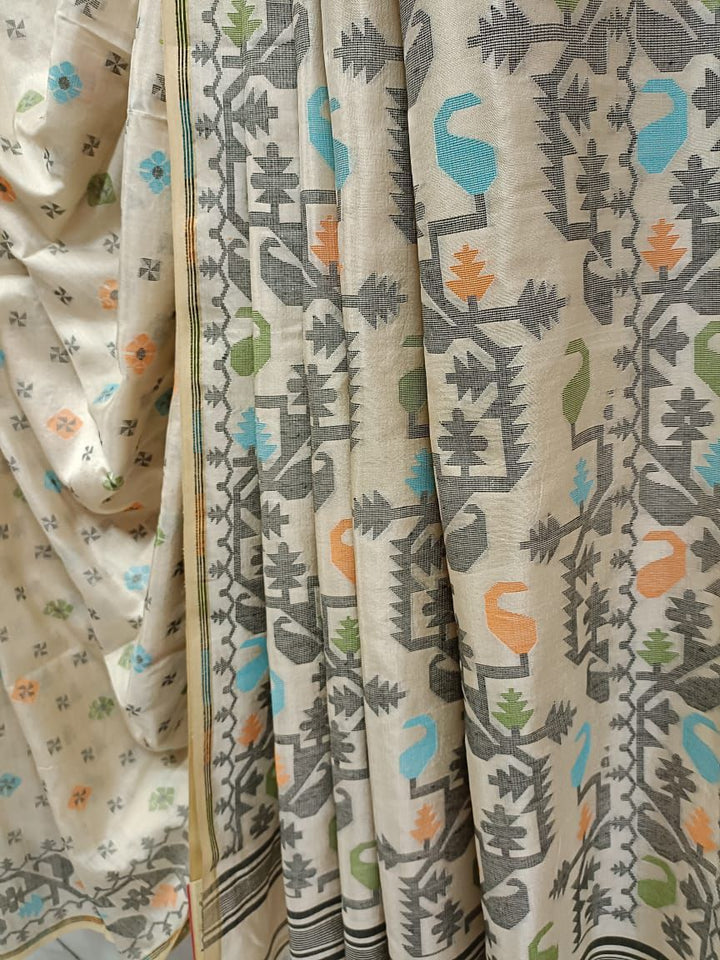Katan Silk Jamdani Saree by Balaram Saha – Cream & Multicolor Elegance(jamdani saree, jamdani sarees, cotton jamdani saree, jamdani cotton saree, handloom cotton saree)