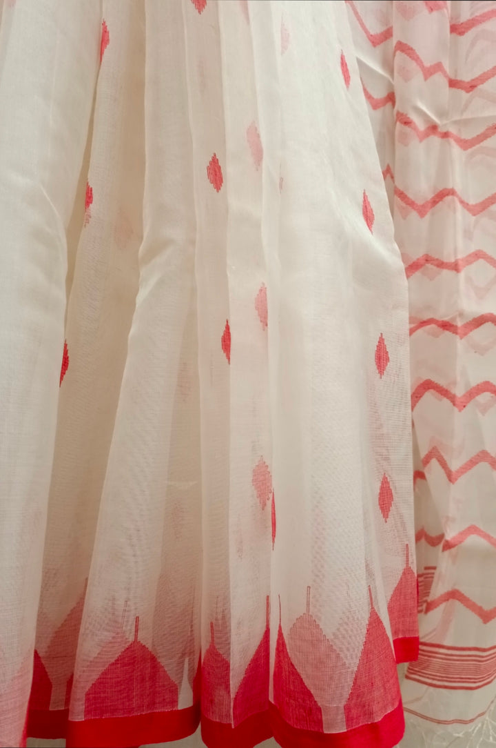 Off-White & Red Handloom Muslin Silk Jamdani Saree Balaram Saha