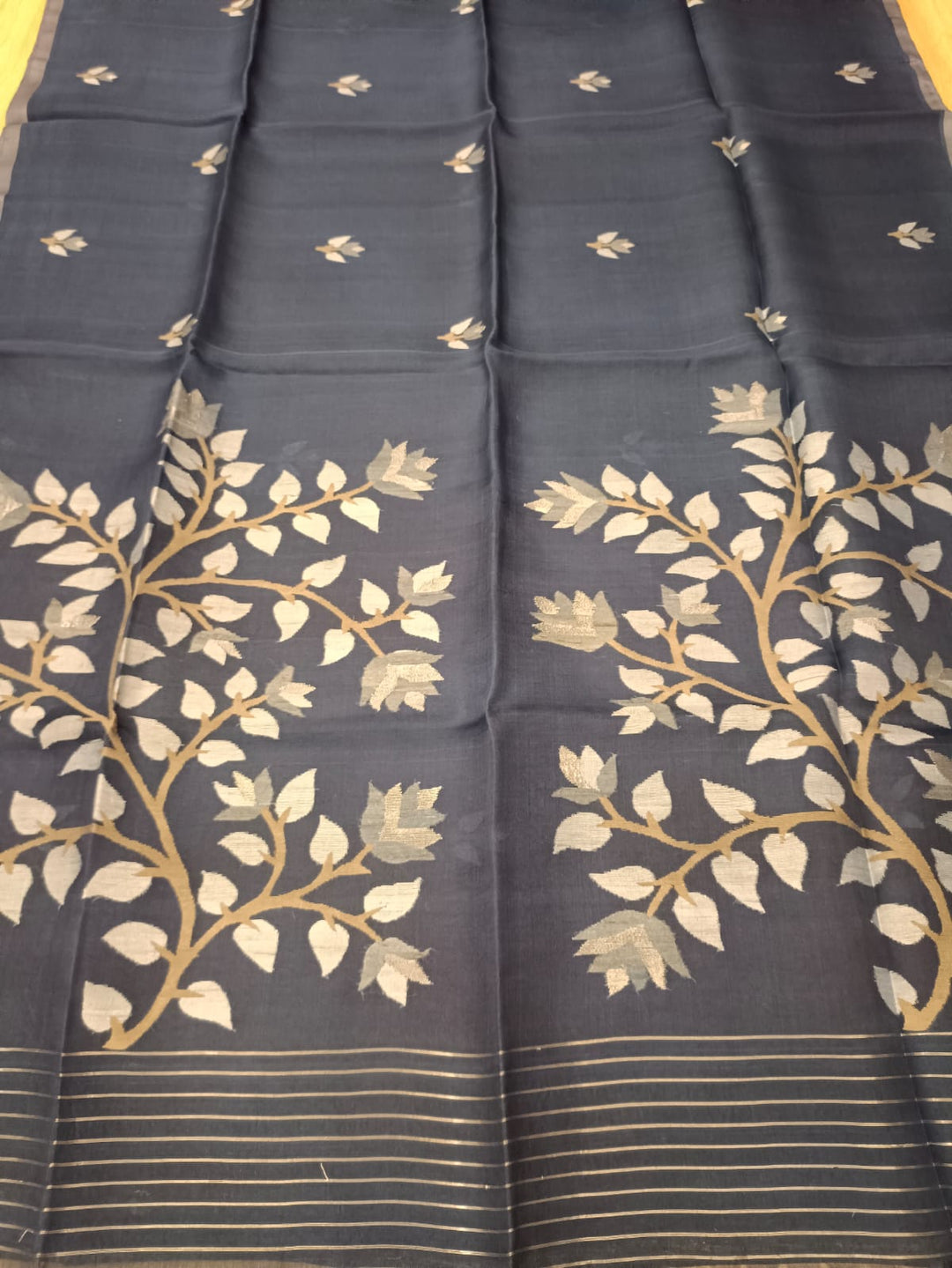 Hall'lndloom Muslin Silk Handwoven Jamdani Saree (Indigo-Blue) Balaram Saha